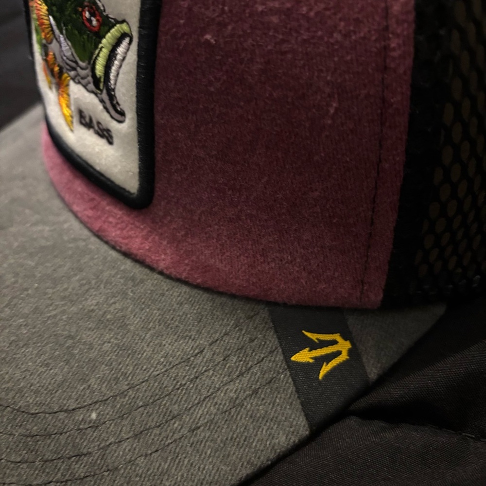 Goorin Bros. Bass (Large Mouth Lunker) Patch in maroon and Gray snap back ! - Picture 4 of 9
